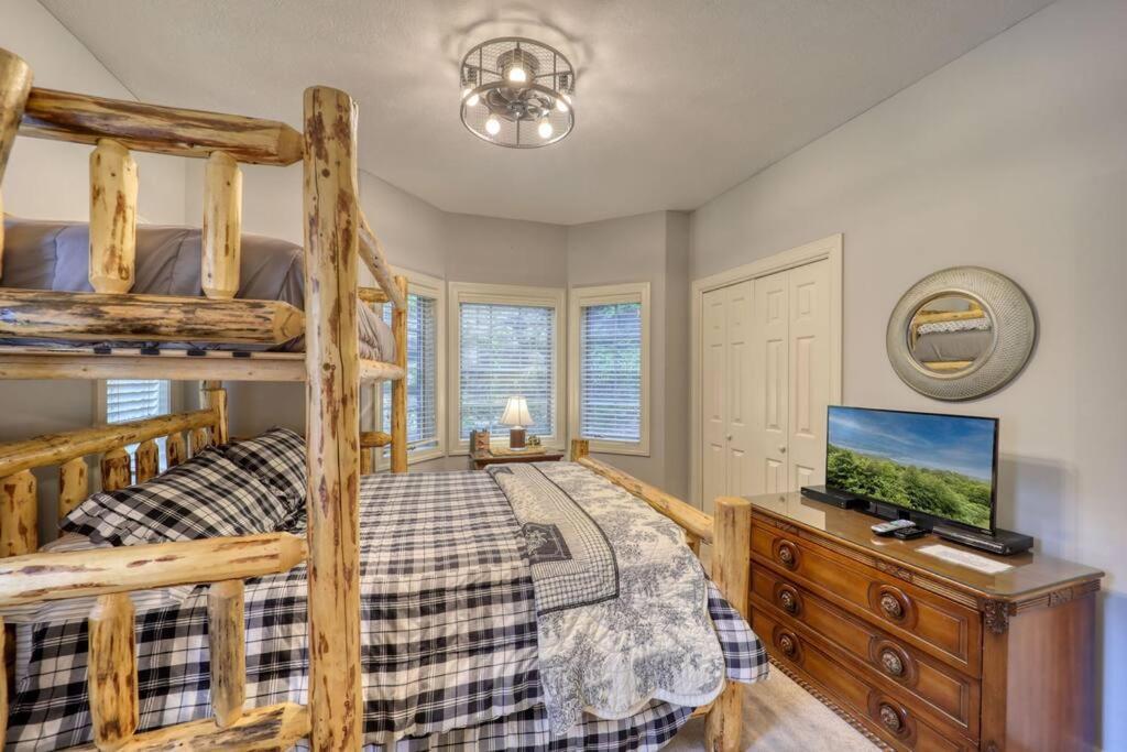 Bucket List Views Sugar Mountain Private Condo - 2Bed, 2Bath, Sleeps 6, Panoramic Views Of Mountains From Large Deck, Short Drive To Shopping, Restaurants, Cafes & Banner Elk Town Kültér fotó
